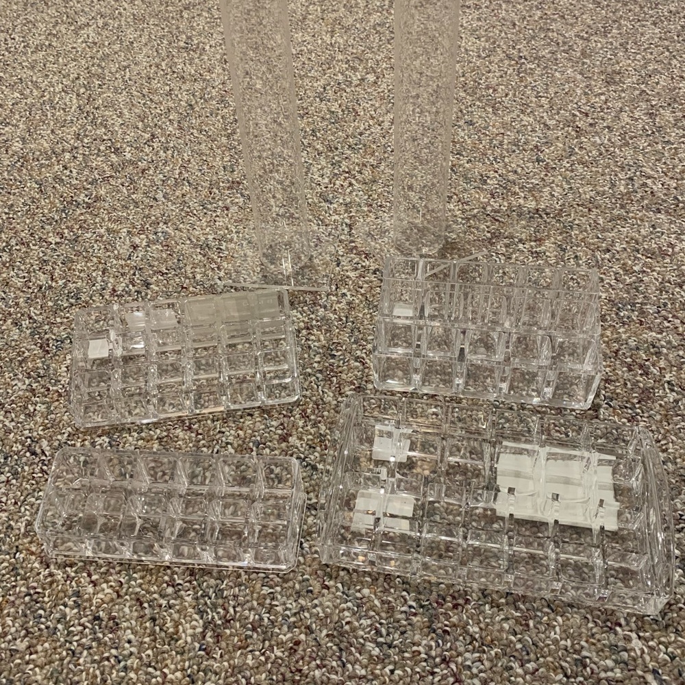 Acrylic lipsticks & bracelet holders